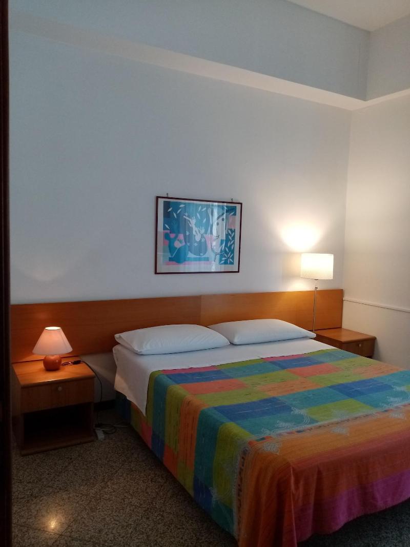 Ariston Petit Hotel Palermo Bagian luar foto