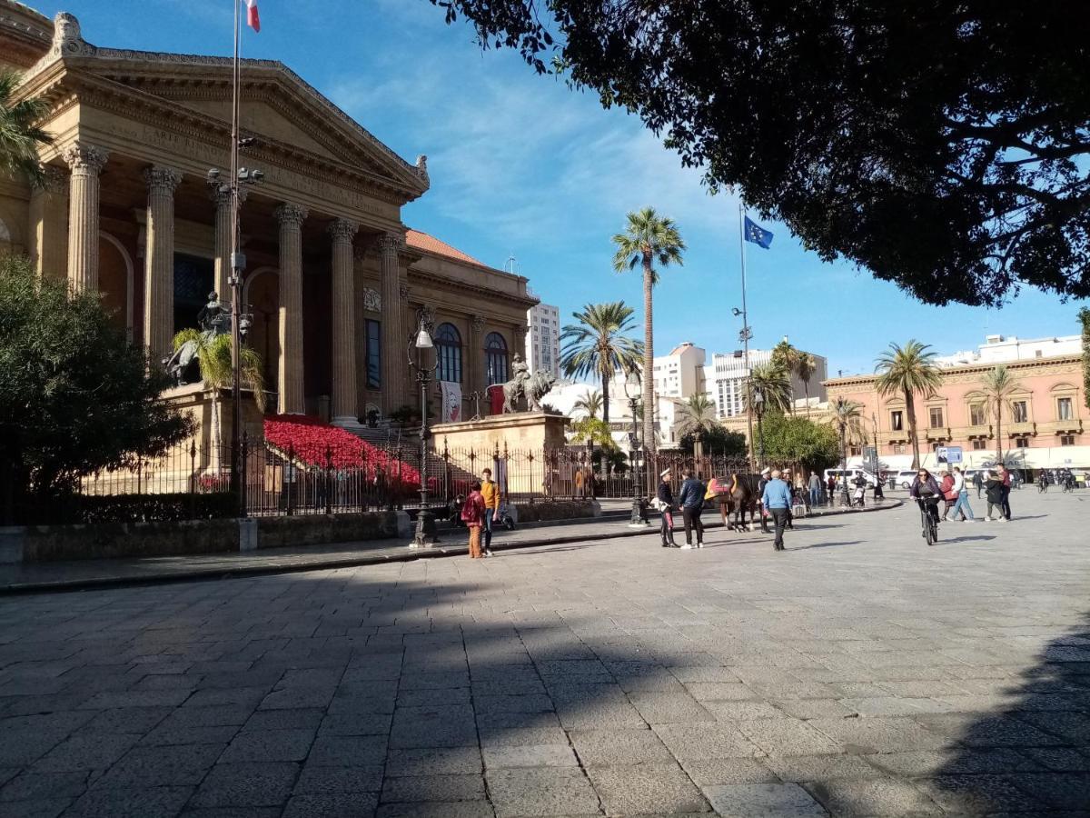 Ariston Petit Hotel Palermo Bagian luar foto